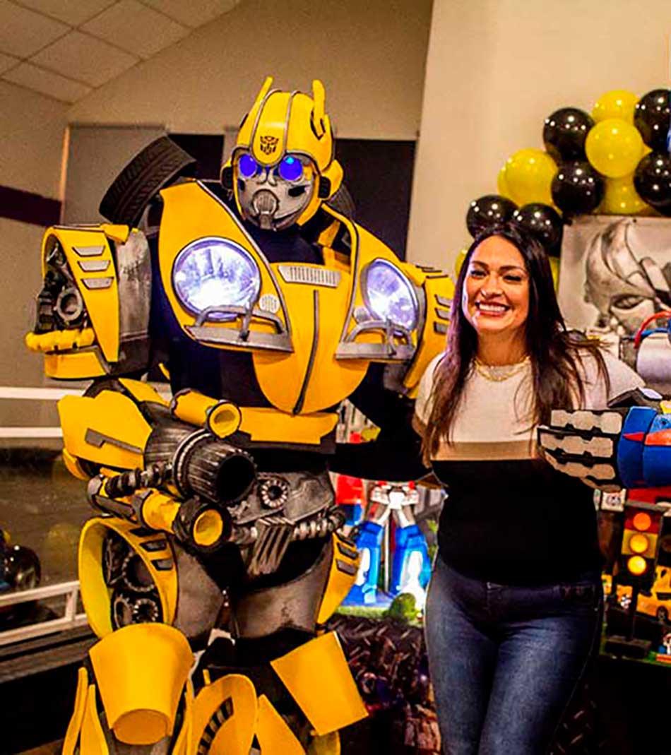 Transformers bumblebee personagem vivo Transformers bumblebee personagem vivo