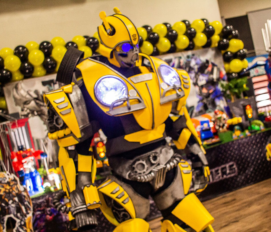 Transformers bumblebee personagem vivo Transformers bumblebee personagem vivo