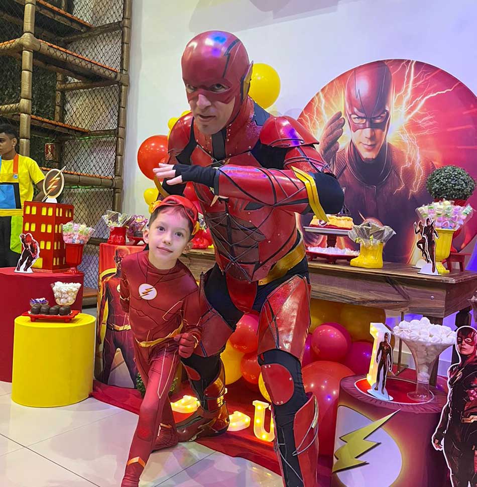 Contratar Cosplay Pantera Negra SP - Os Vingadores Contratar Cosplay Pantera Negra SP - Os Vingadores