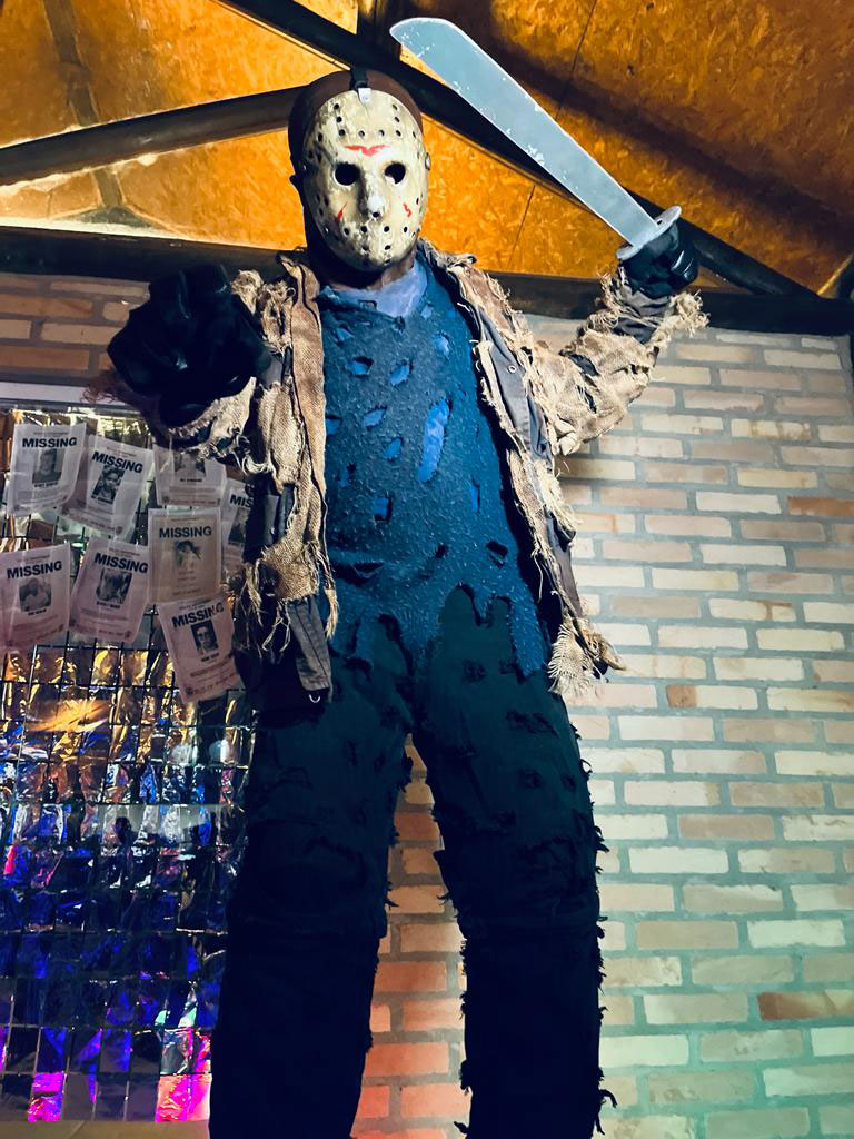 Contratar Jason Personagem Vivo Jason Personagens Vivos para eventos e Festas.