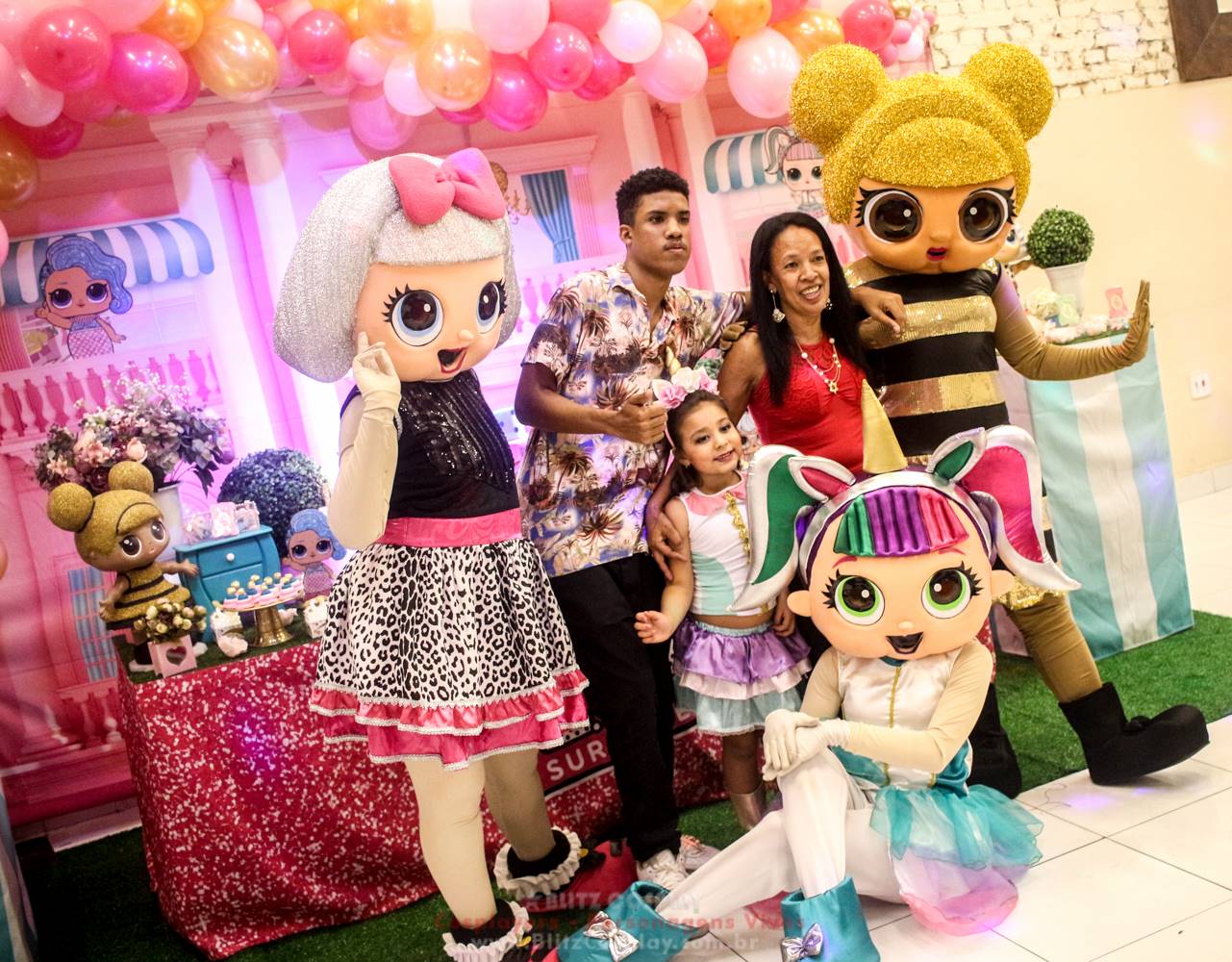 Transformers bumblebee personagem vivo Transformers bumblebee personagem vivo