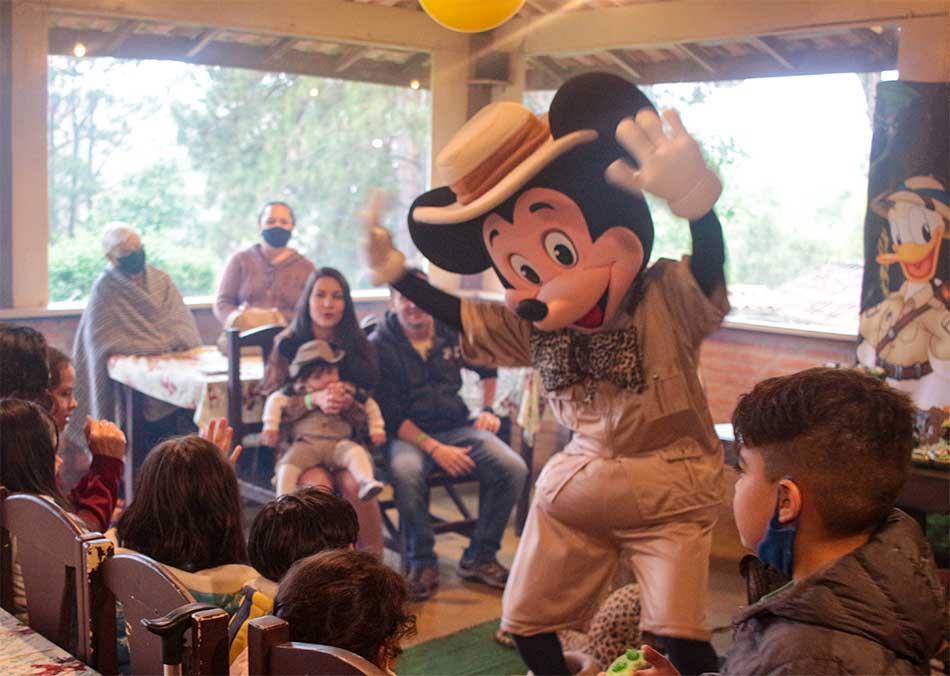 Personagem Vivo Mickey e Minnie Safari