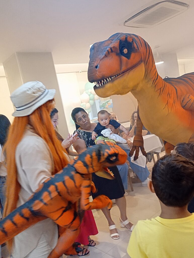 Contratar Dinossauro Personagem Vivo Contratar Dinossauro Personagem Vivo