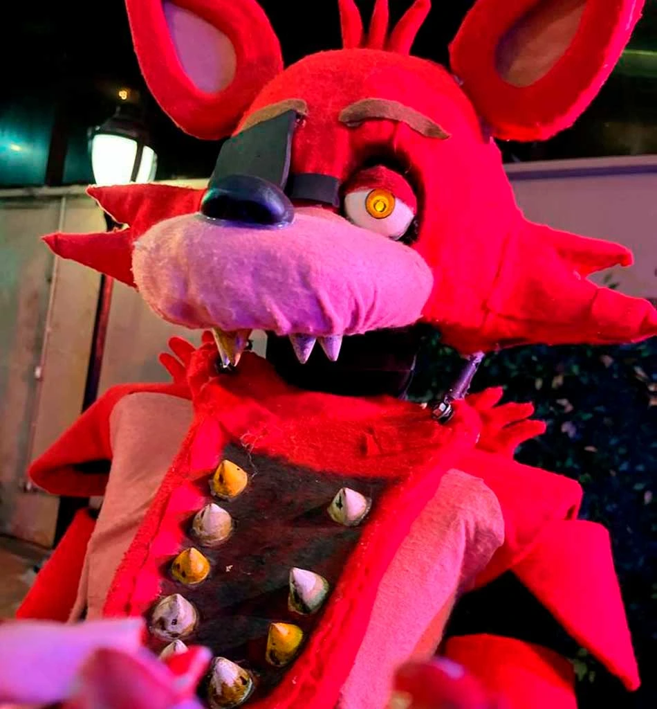 Contratar Animatronics personagem vivo para festas - FNAF