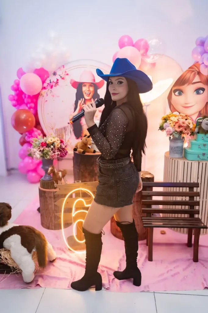 Já Disponível para Contratar Ana Castela Já Disponível para Contratar Ana Castela