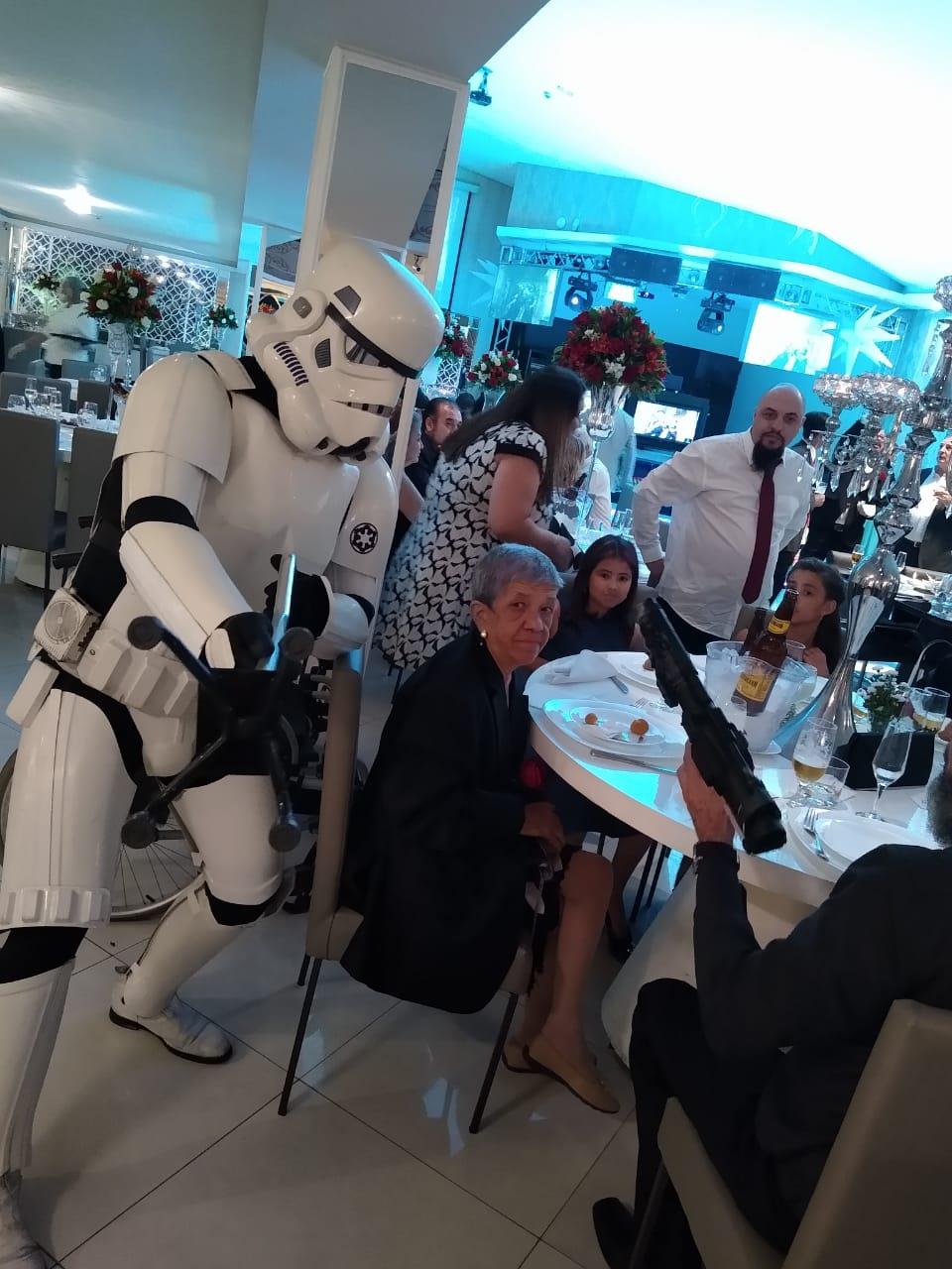 Star Wars Personagem Vivo Para Festas e Eventos.