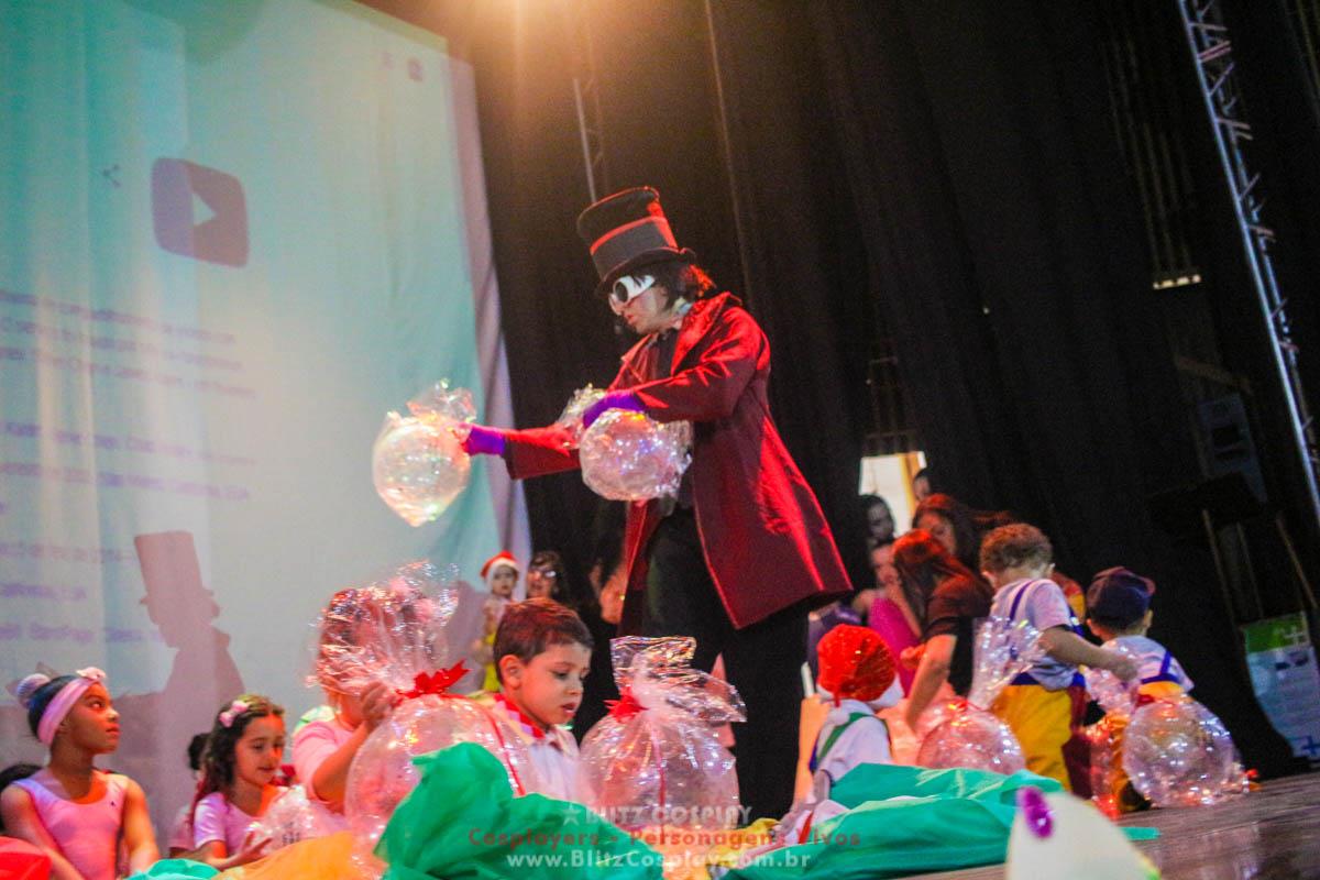 Willy Wonka Personagem Vivo Para Festas. Willy Wonka Personagem Vivo Para Festas.