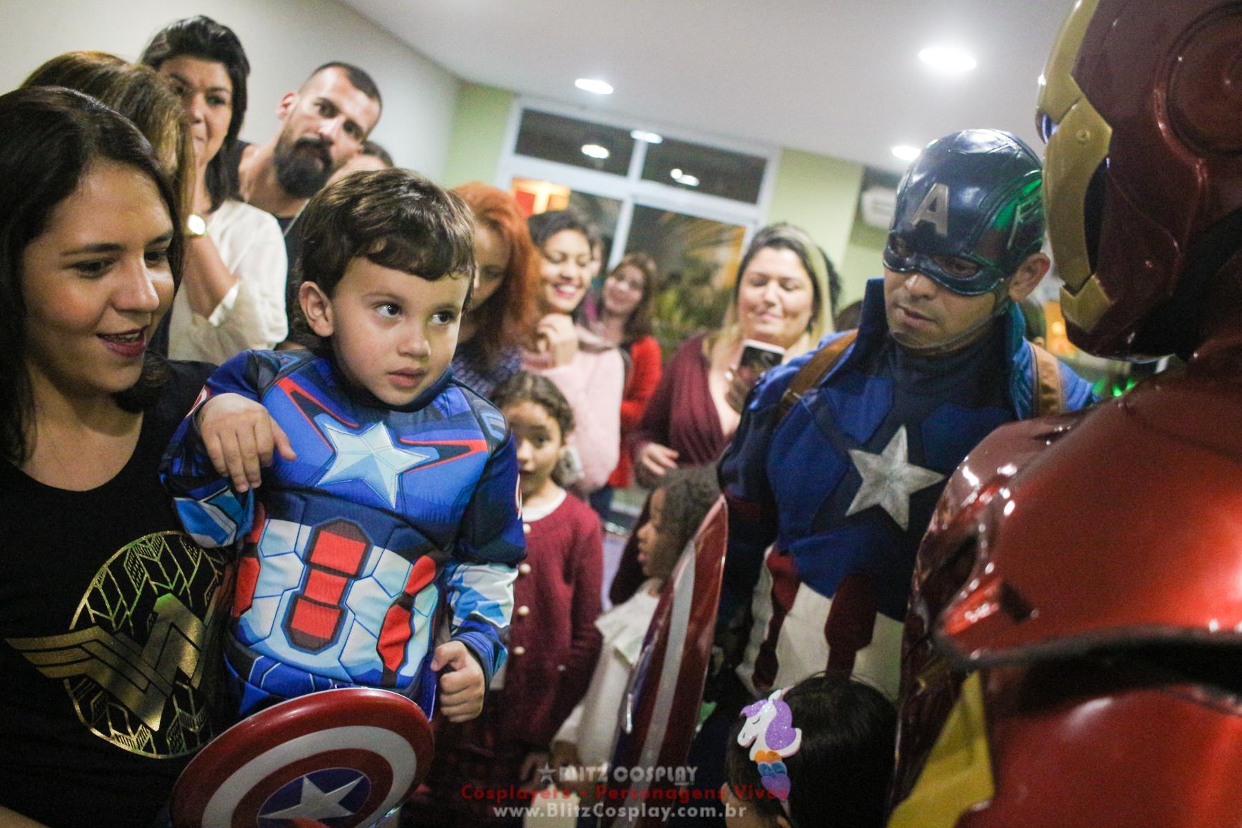 Personagem vivo Os Vingadores para festas
