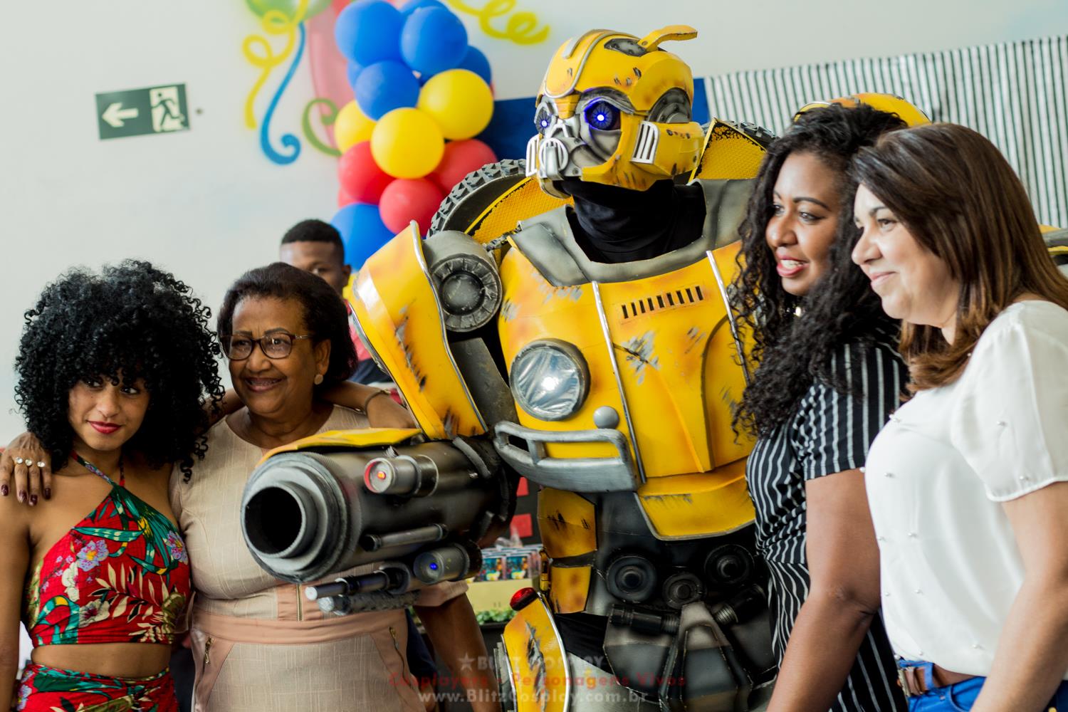 Bumblebee Personagem Vivo Para Festas.