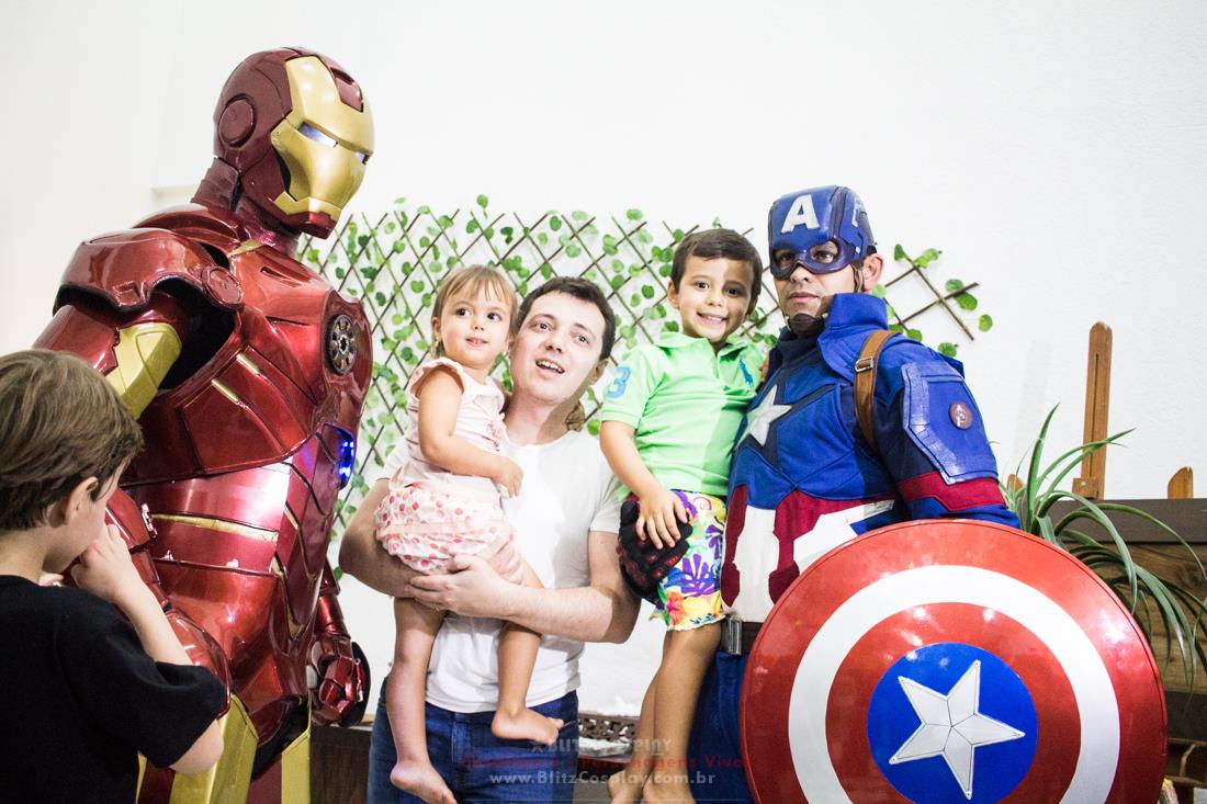 Personagem vivo Homem de ferro