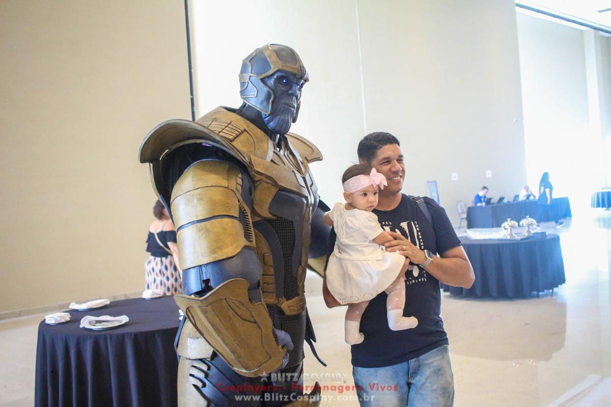 Thanos Personagem Vivo Para Festas.