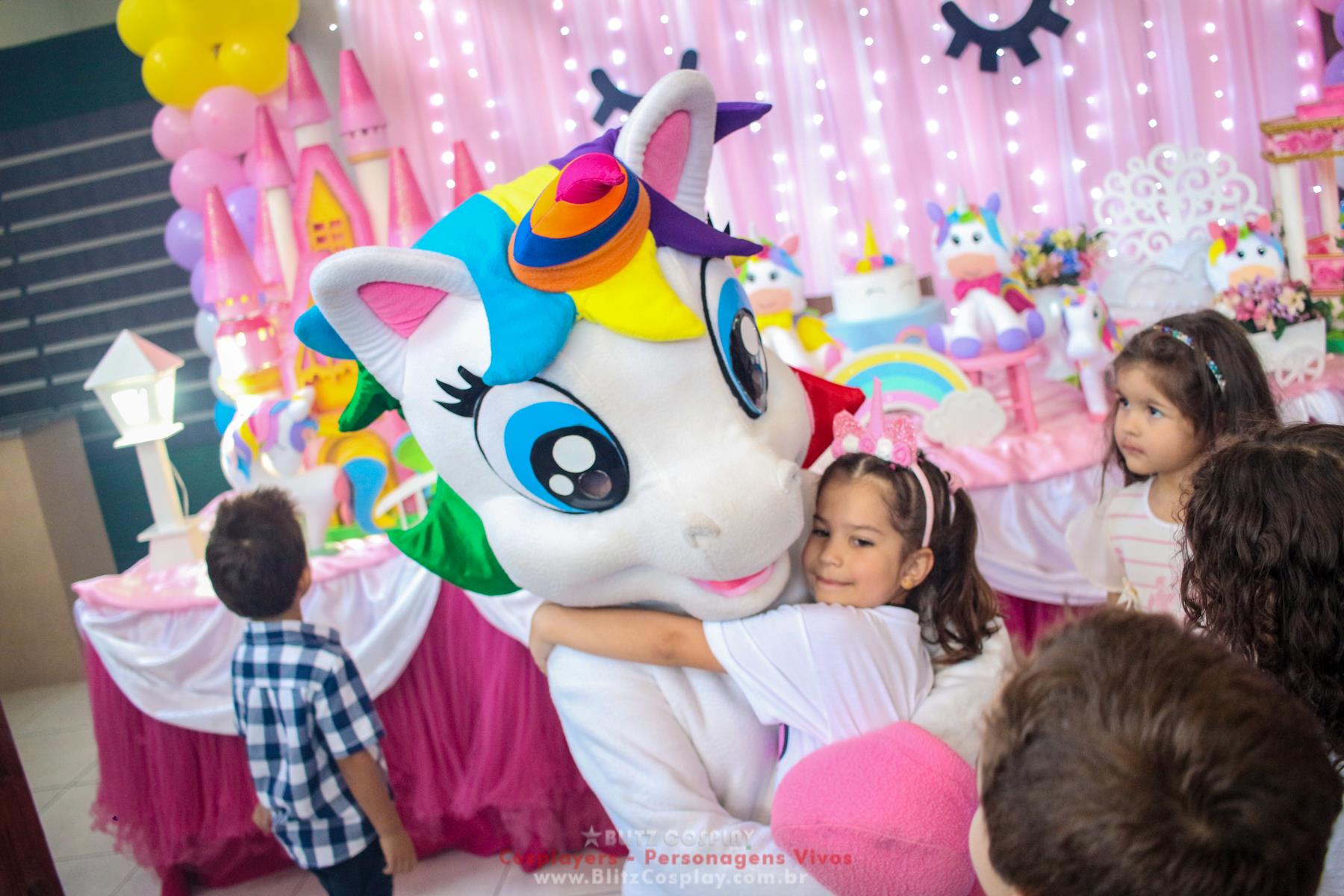 Unicórnio personagem vivo para festas
