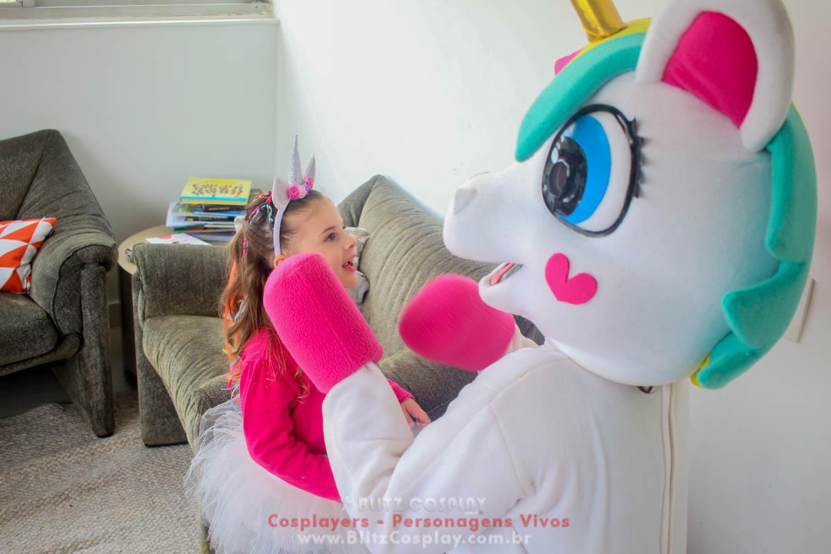 Unicornio Personagem Vivo Para Festas e Eventos.