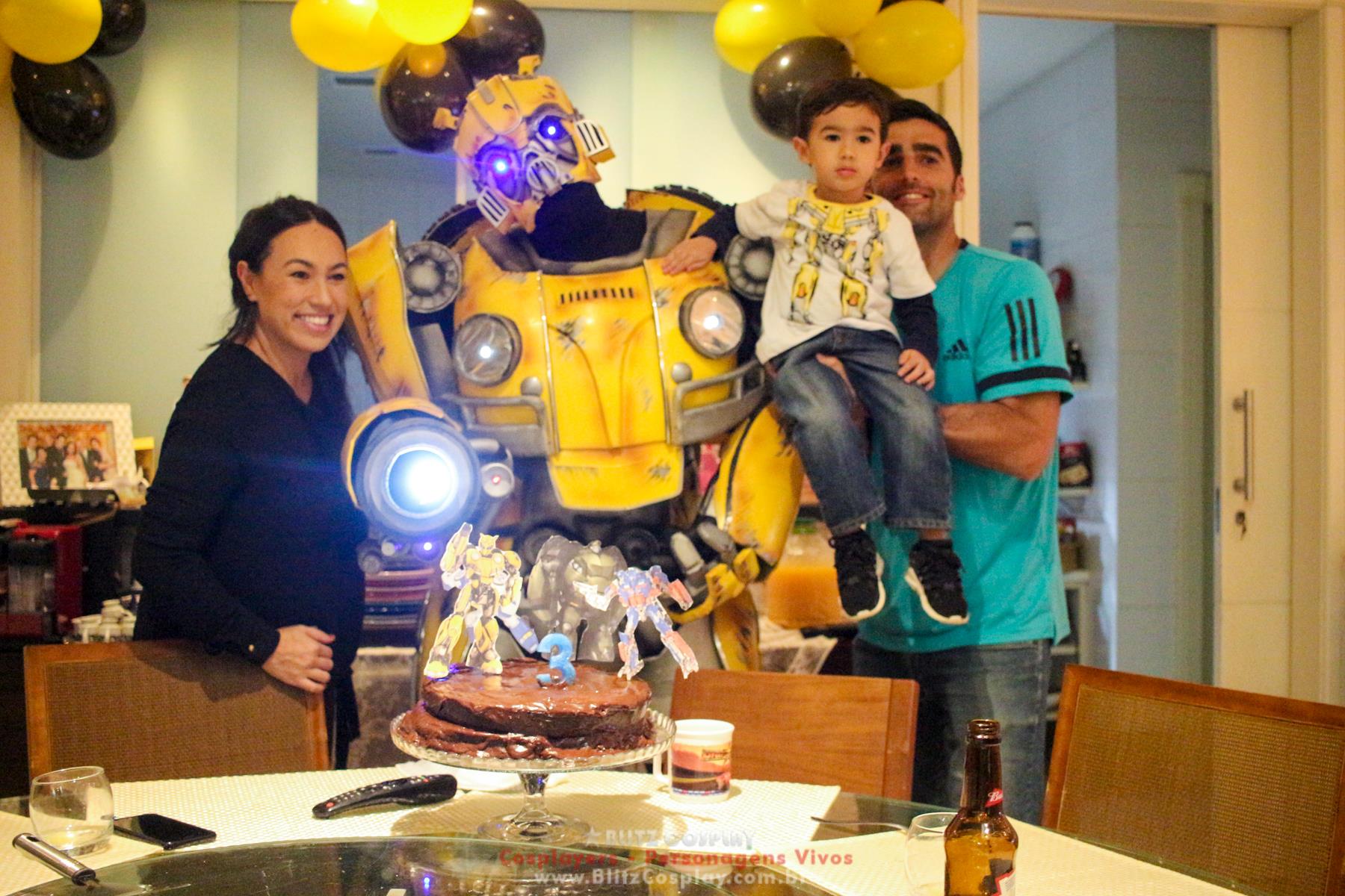 Personagem vivo Bumblebee para festas