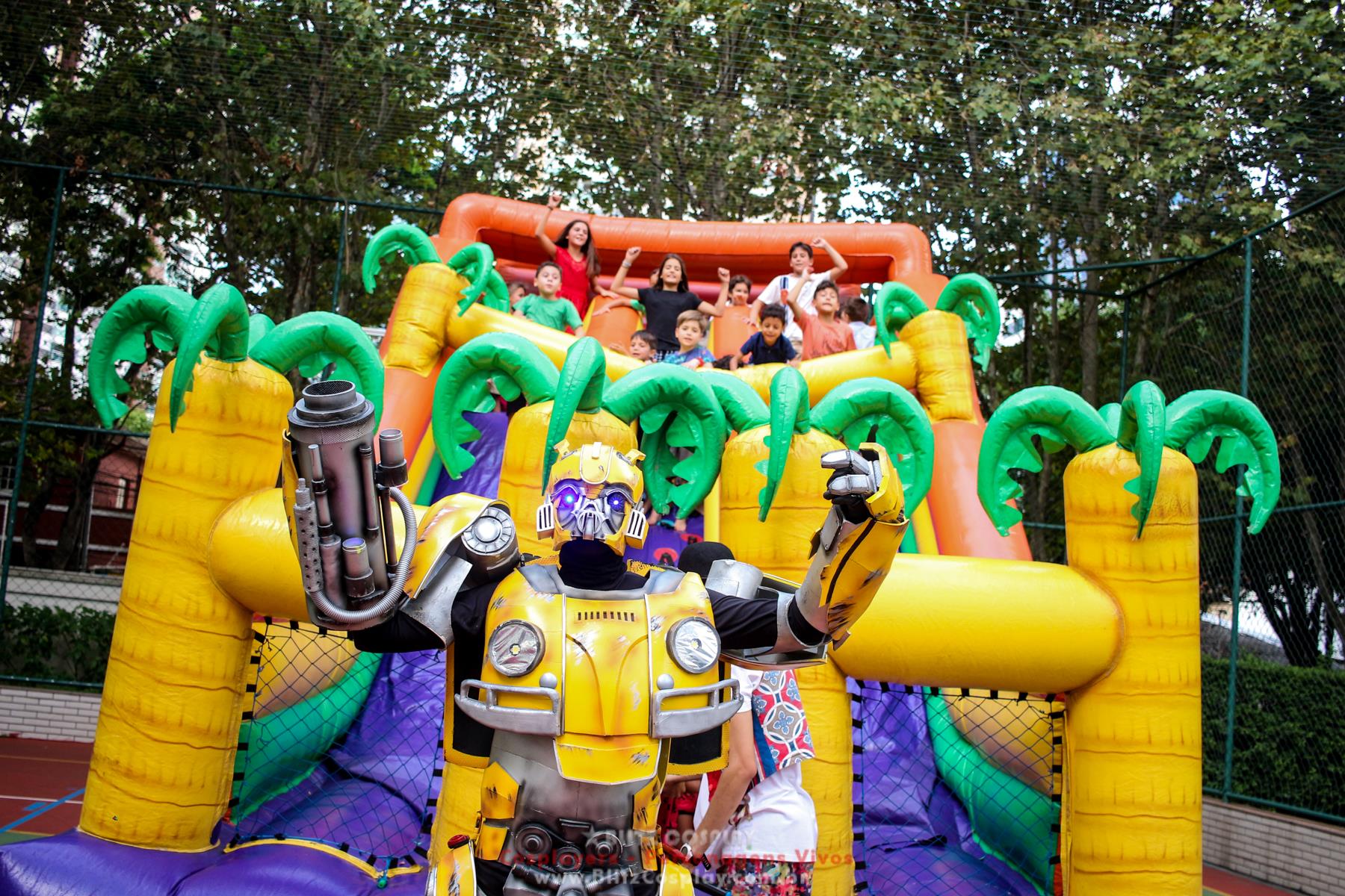 Transformers Bumblebee personagens vivos