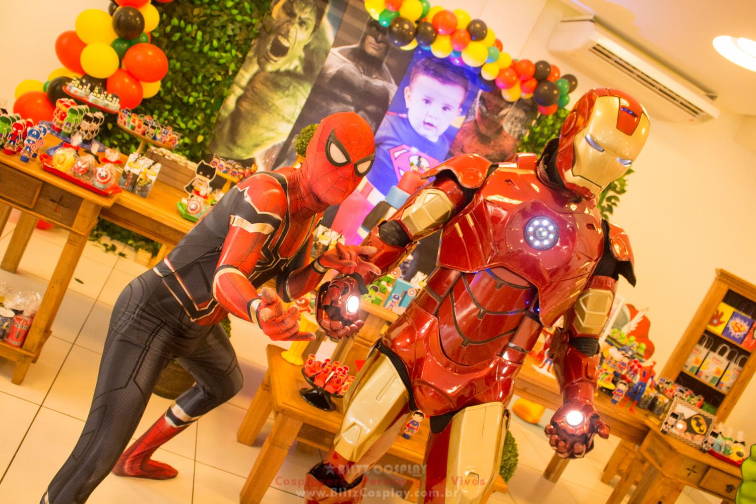 Homem Aranha e Iron Man Personagem Vivo