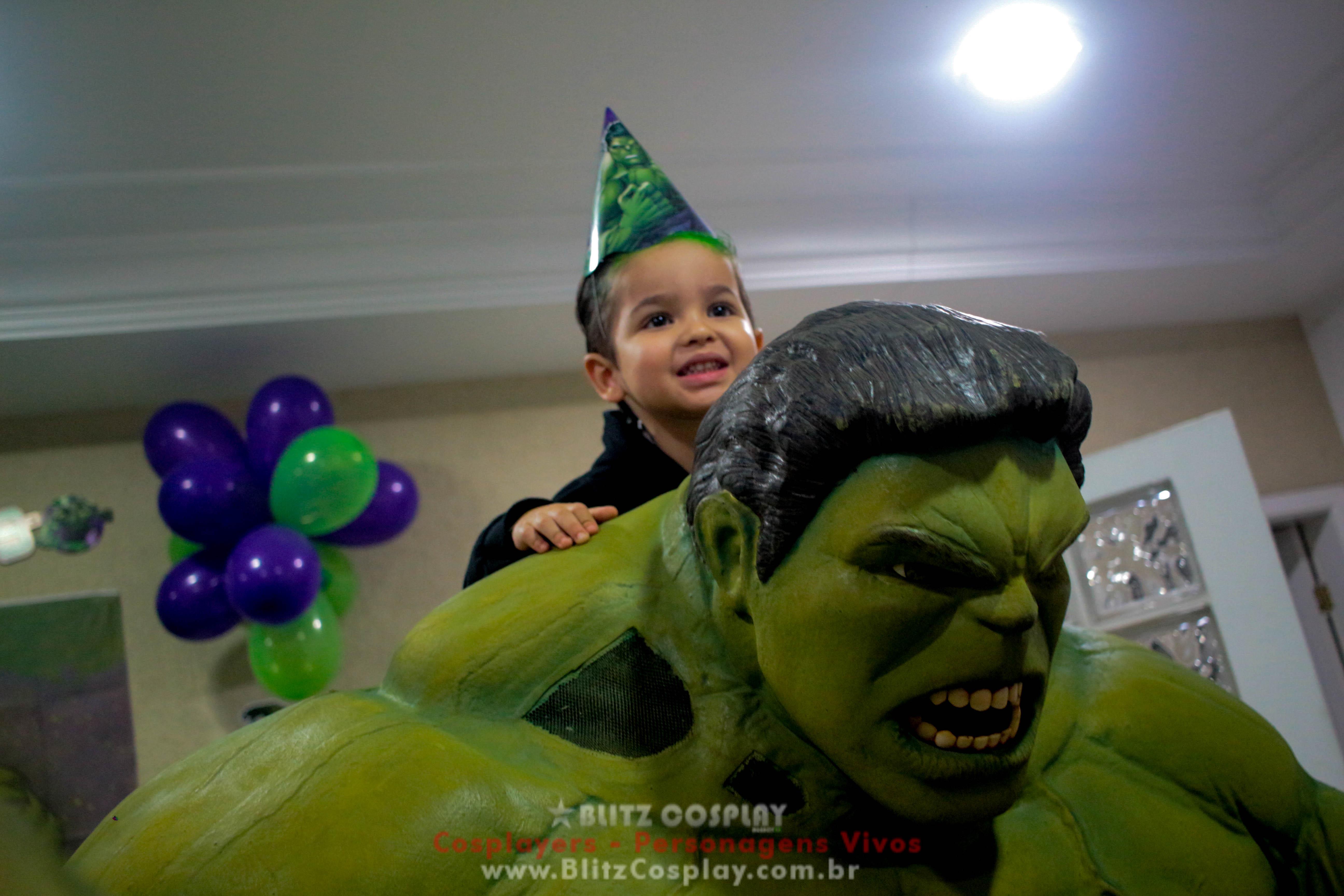Hulk Personagem Vivo Para Festas e Eventos.