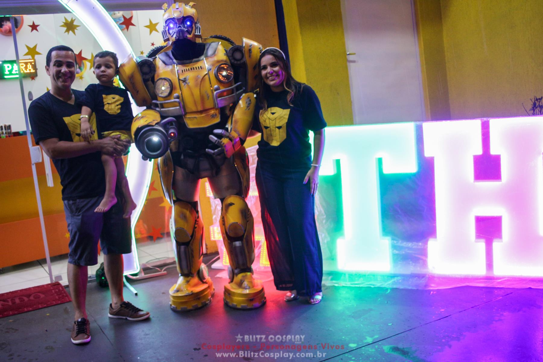 Bumblebee personagem vivo festas