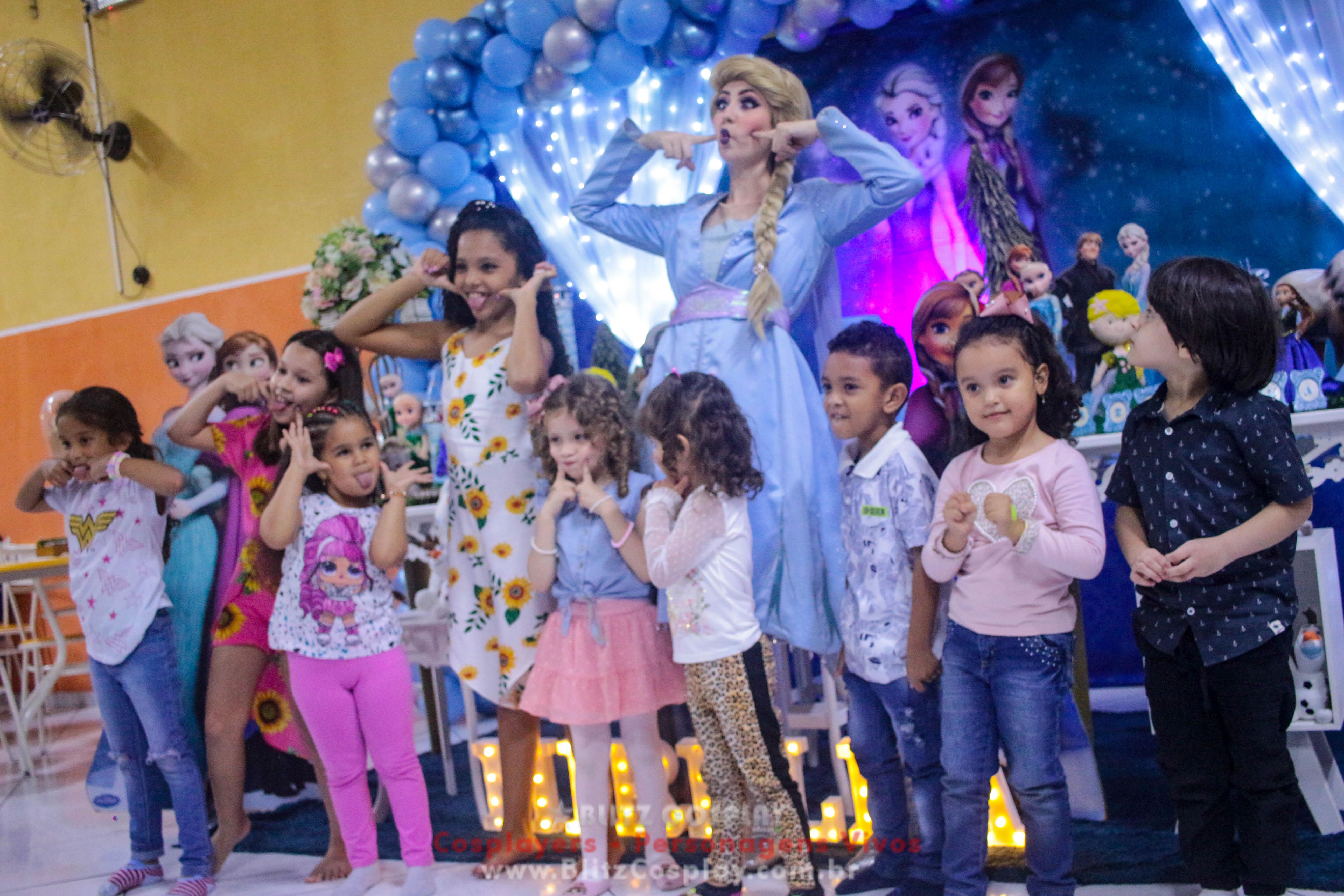 Elsa Personagem Vivo Para Festas e Eventos.