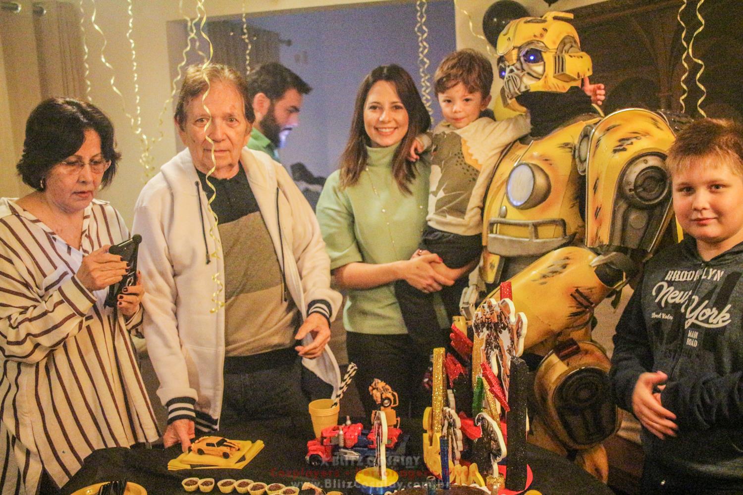 Bumblebee Personagem Vivo Para Festas.