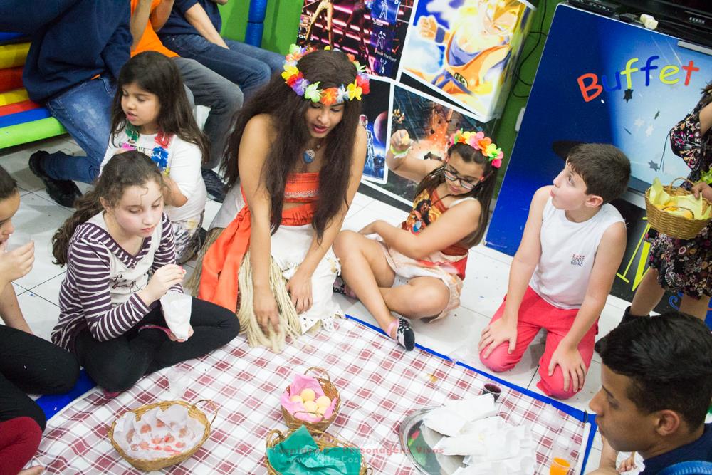 Personagem vivo Moana para festas