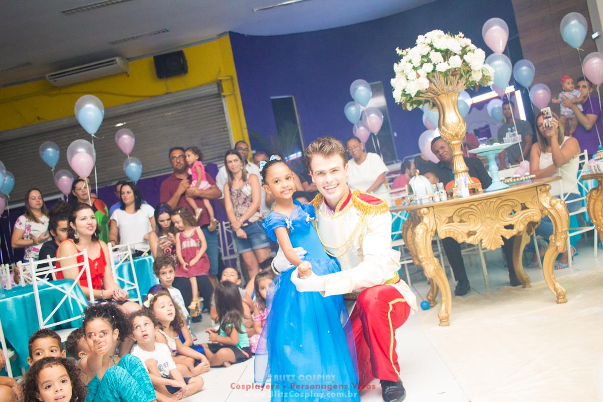 Cinderela personagem vivo para festas