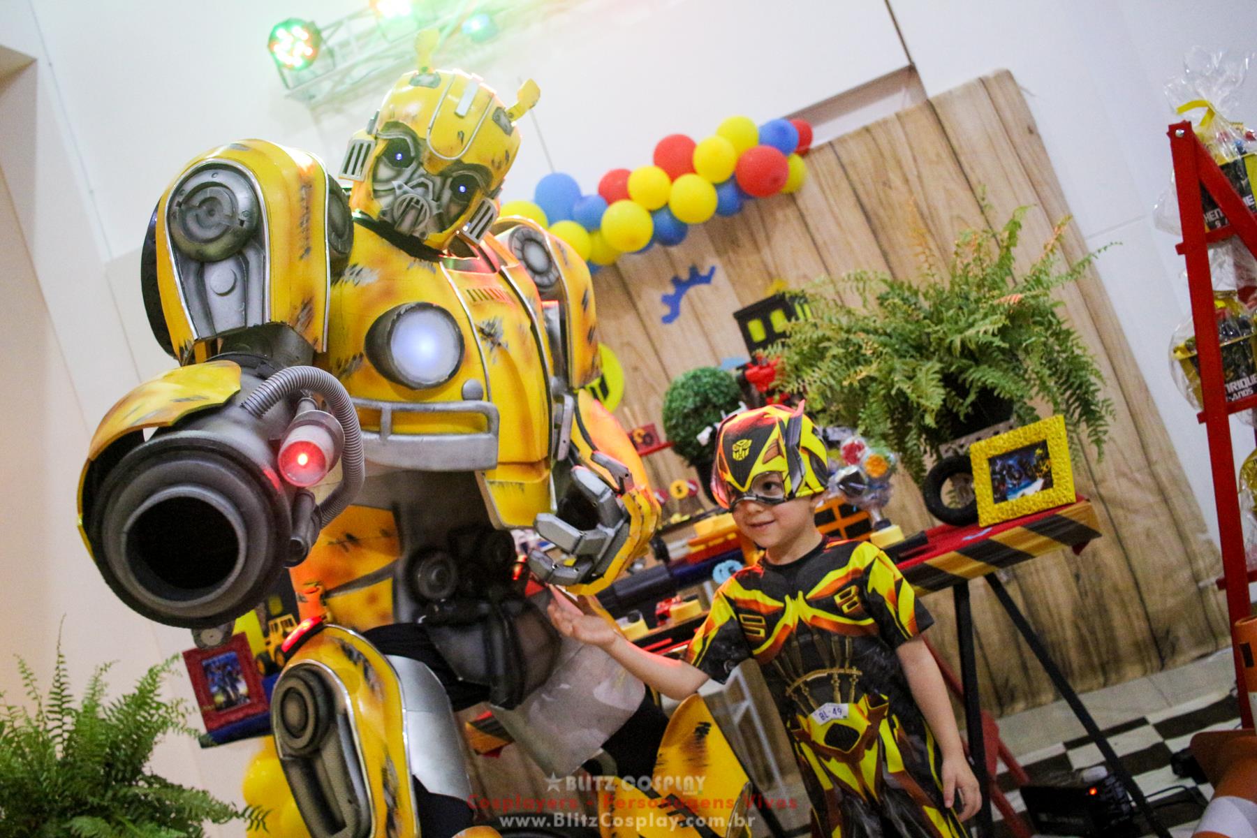 Bumblebee personagem vivo para festas