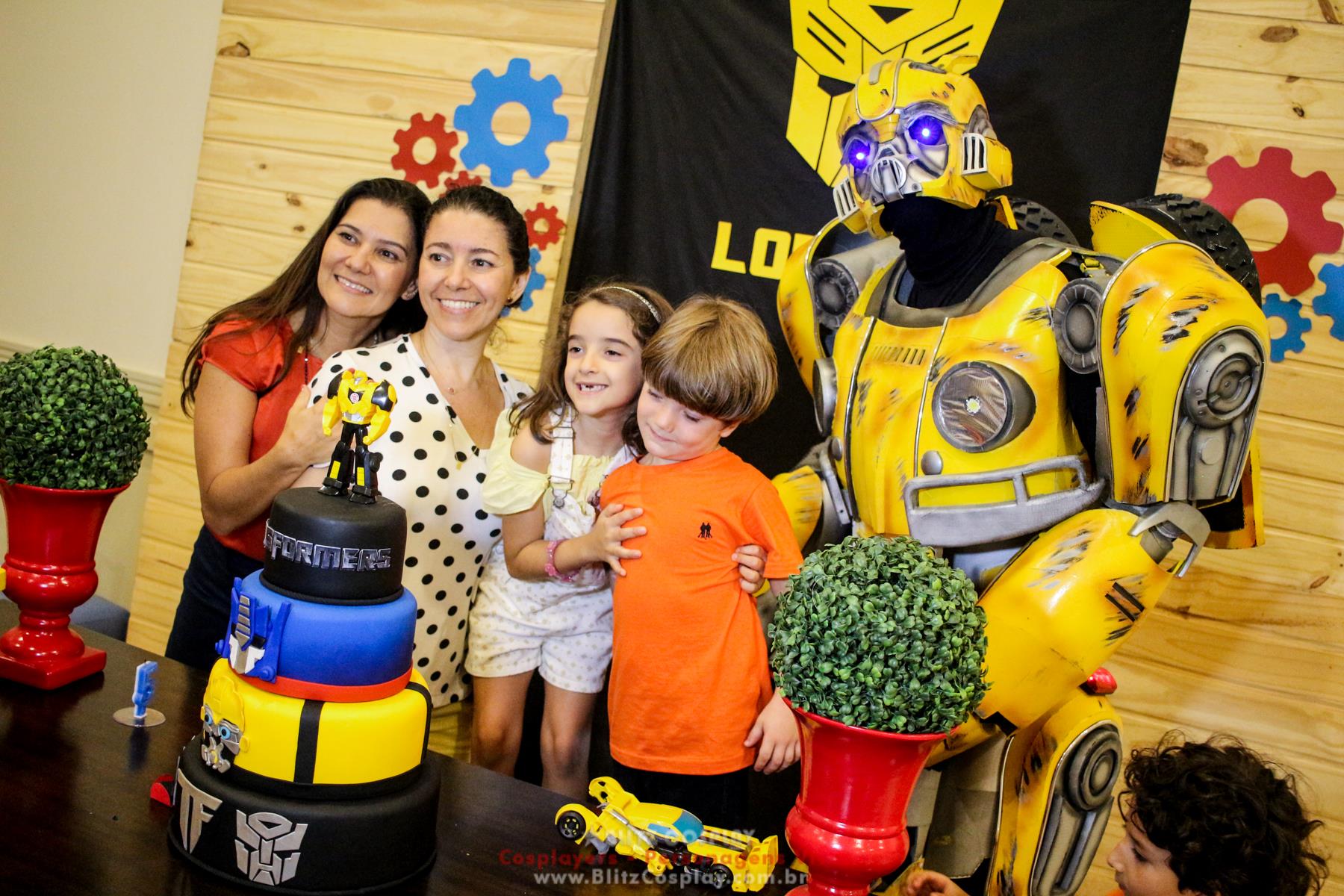 Transformers Bumblebee personagens vivos