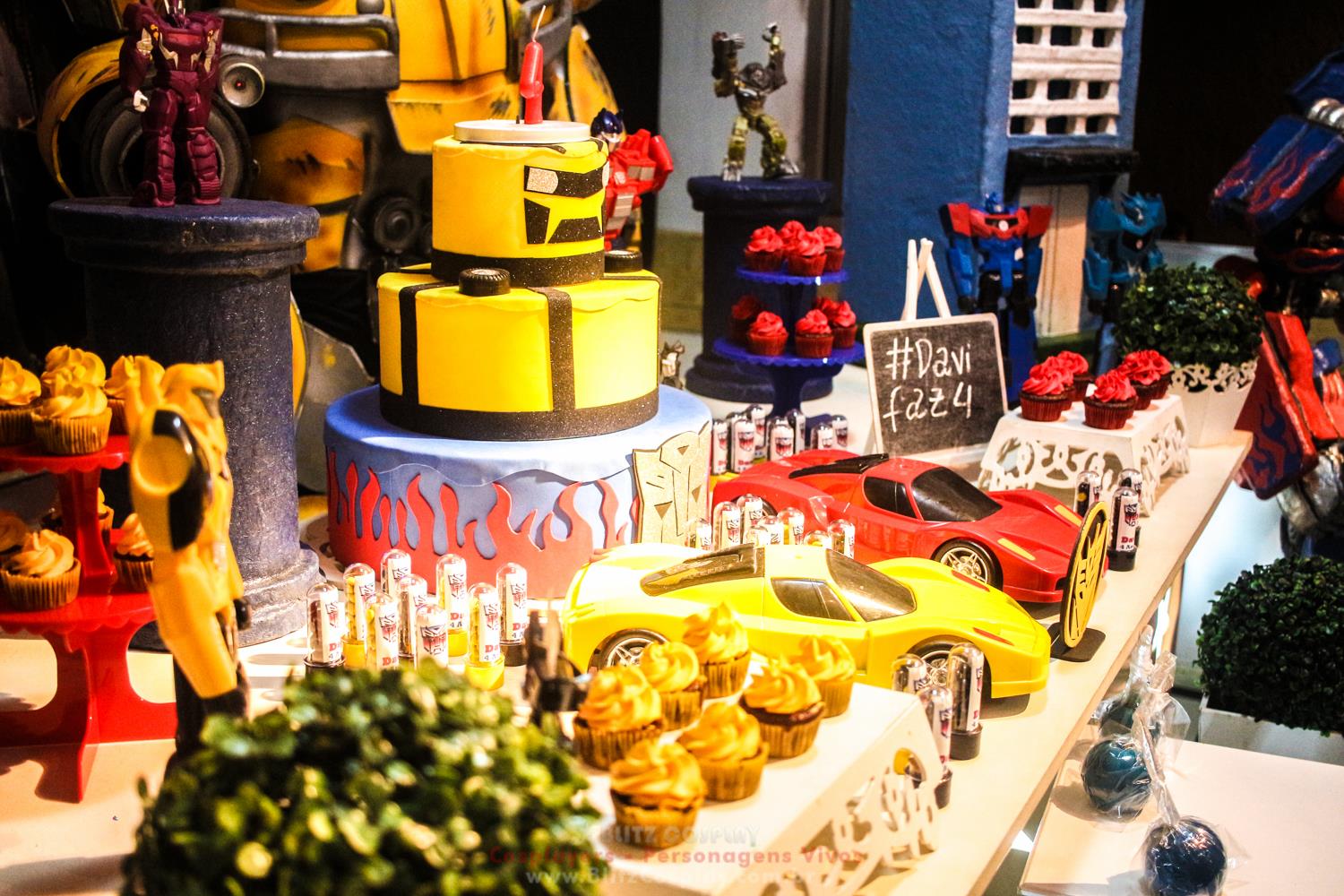 Bumblebee Personagem Vivo Para Festas.