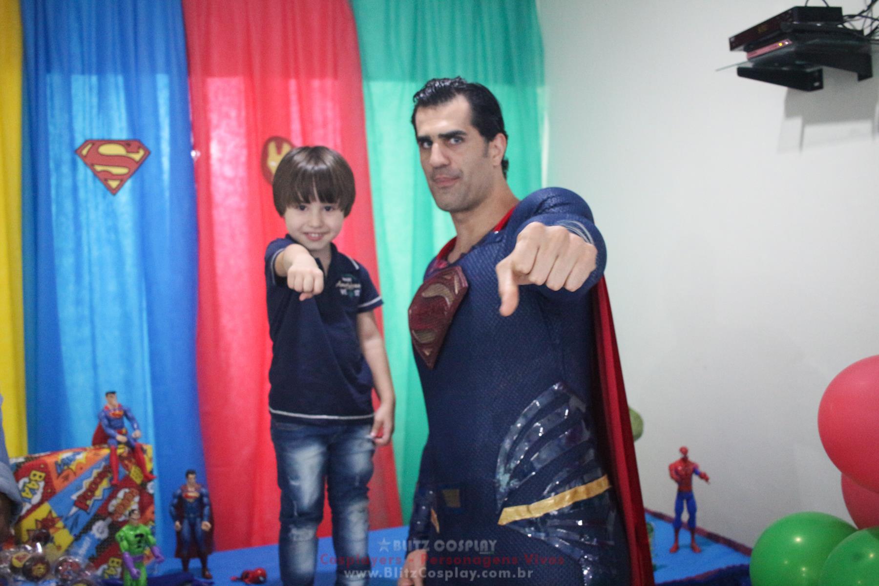 Super Homem Personagem Vivo Para Festas.