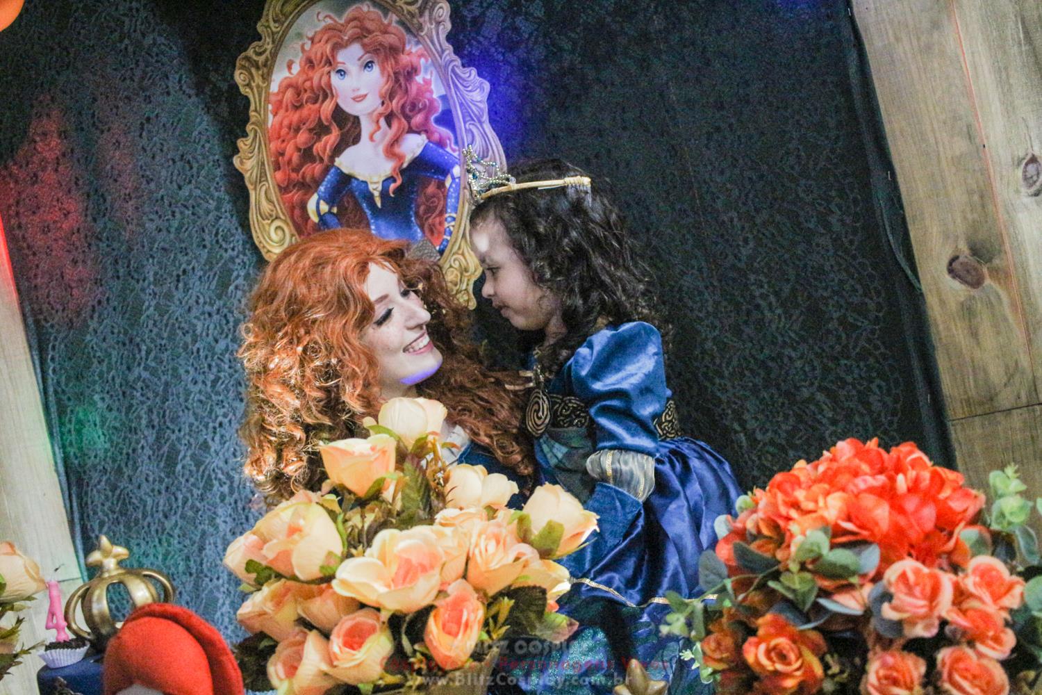 Valente Personagem Vivo Para Festas