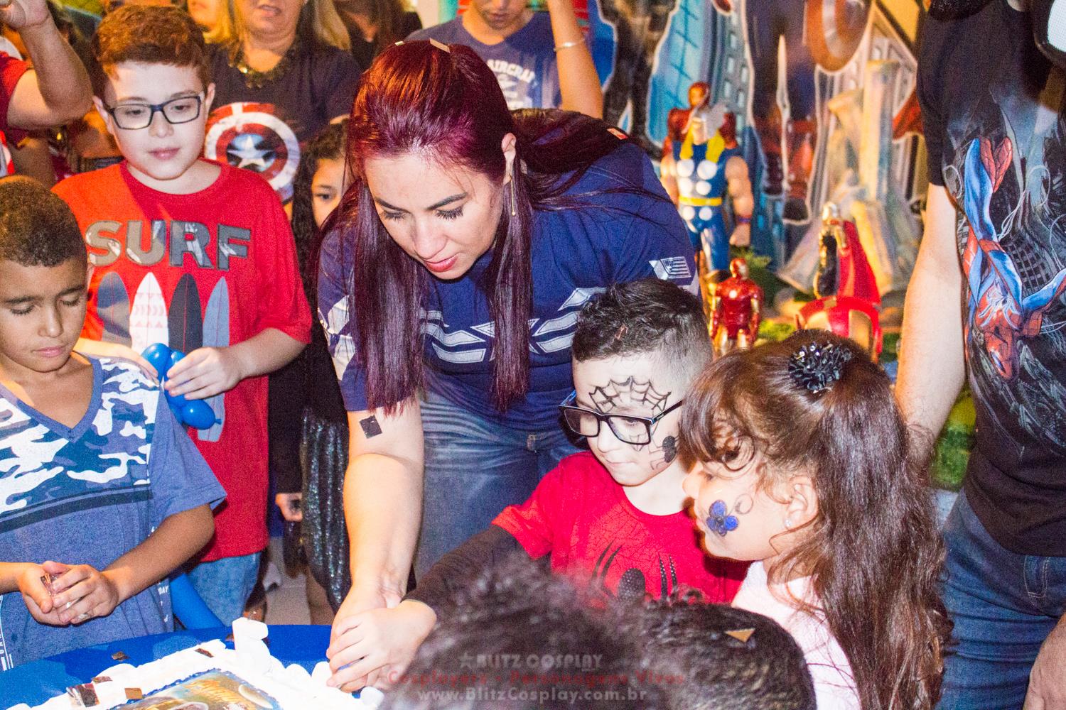 Os Vingadores Personagem Vivo Para Festas.