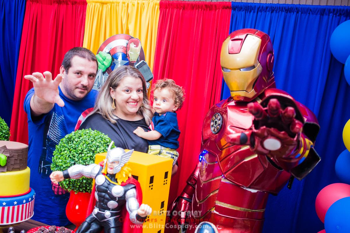 Personagem vivo Os Vingadores