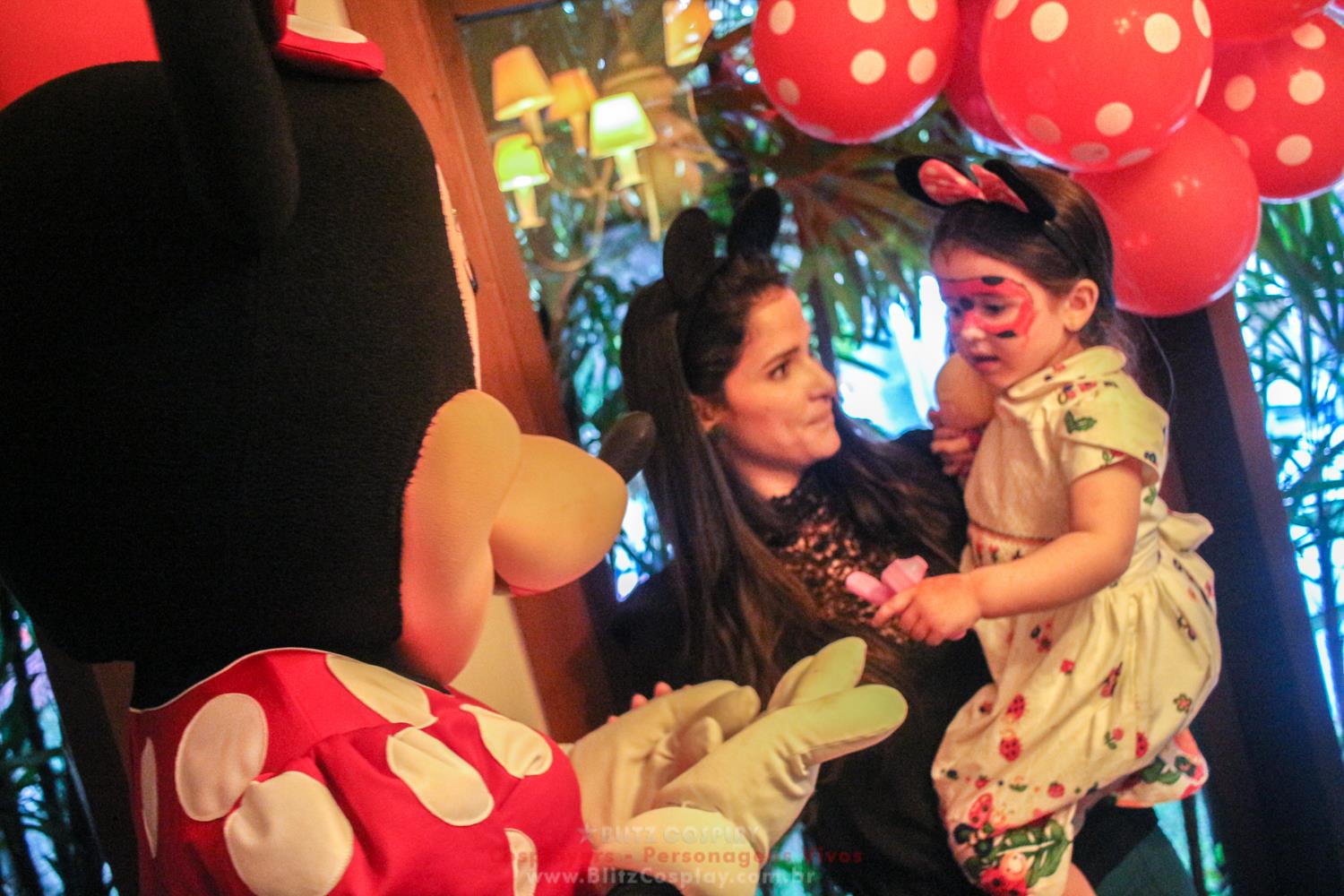 Minnie Personagem Vivo Para Festas.