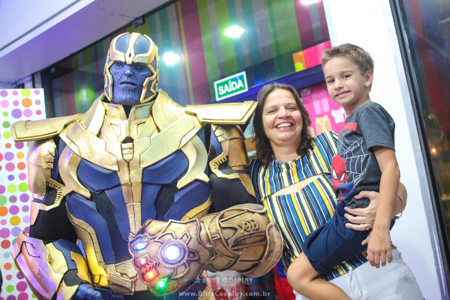 Thanos Personagem vivo para festa e eventos