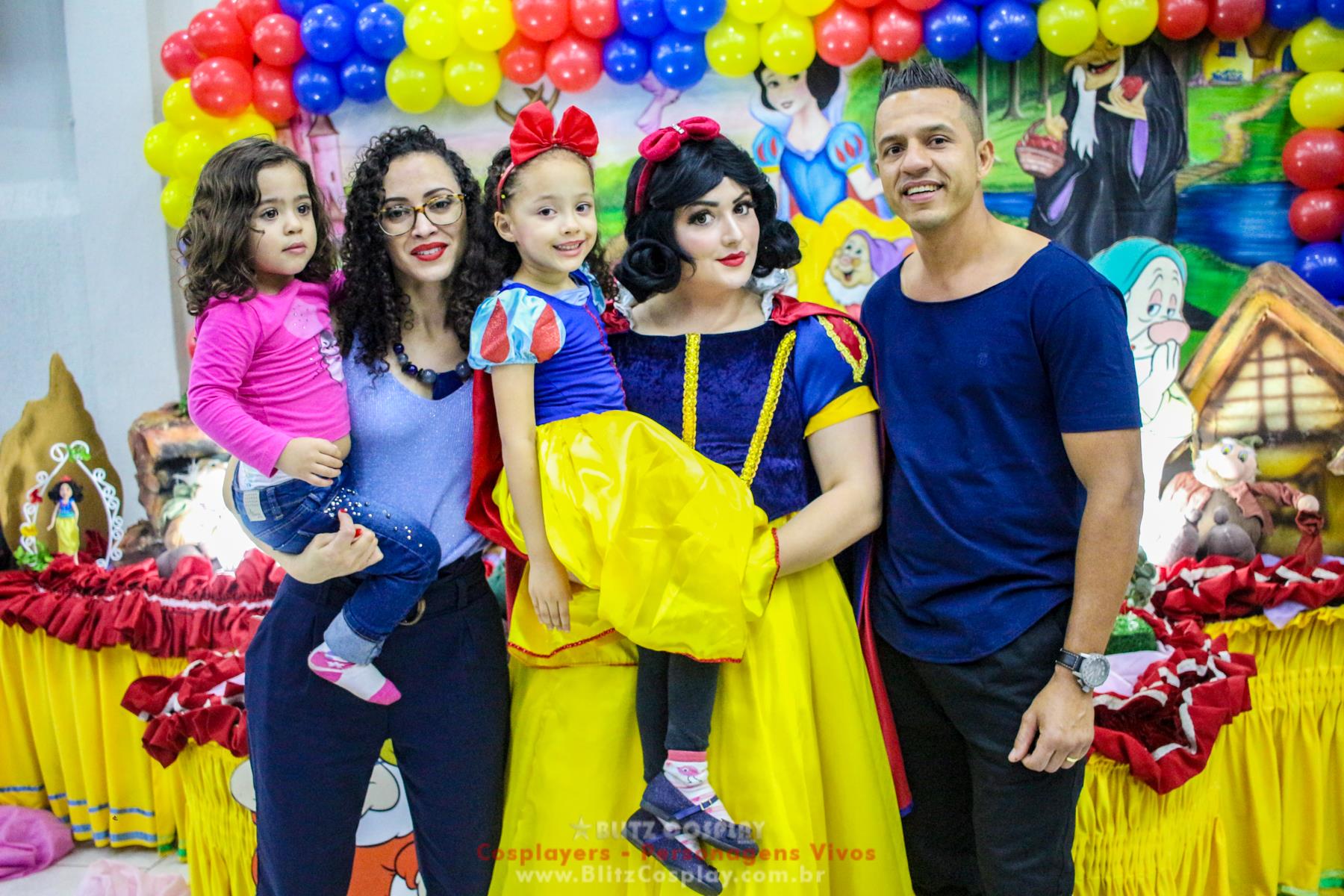 Branca de Neve Personagem Vivo Para Festas.