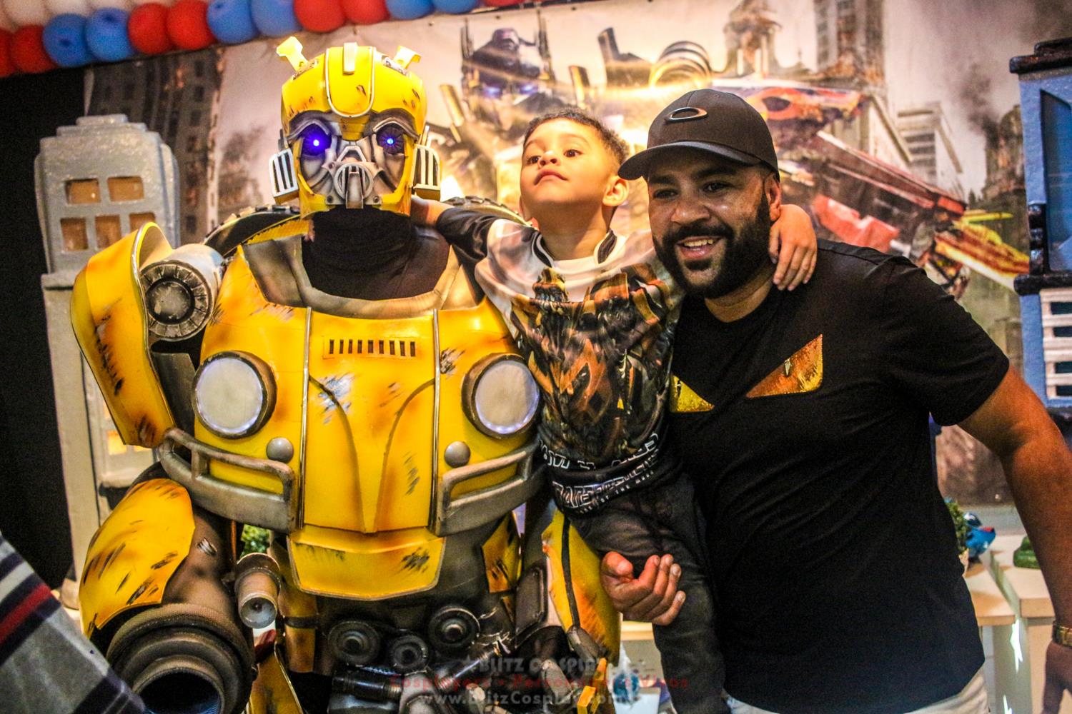 Bumblebee Personagem Vivo Para Festas.