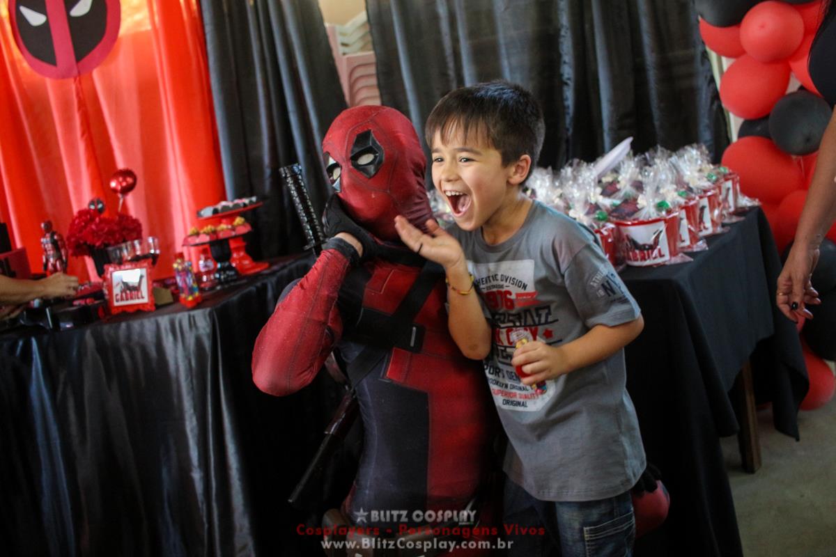 Deadpool Personagem Vivo Para Festas.
