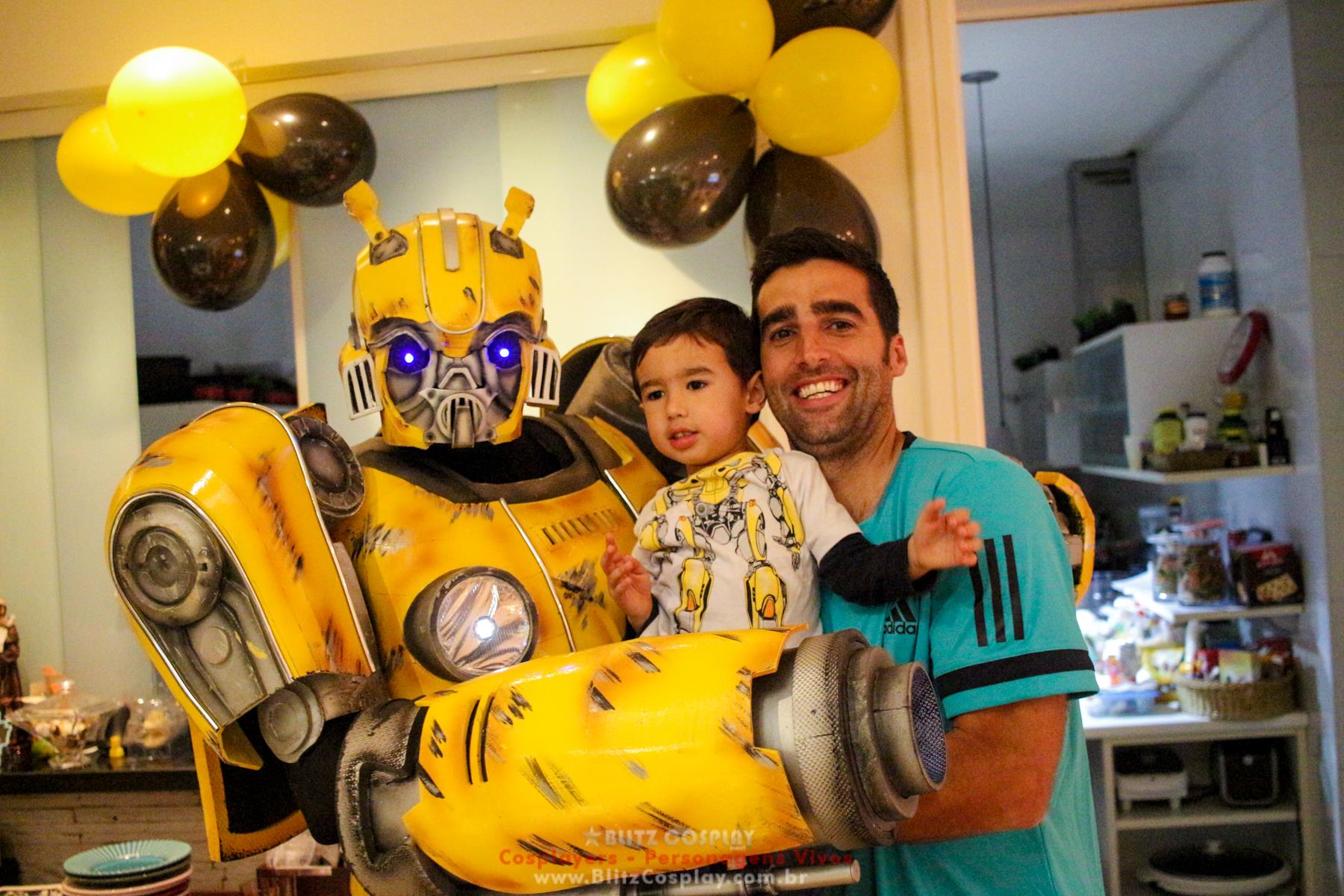 Personagem vivo Bumblebee para festas