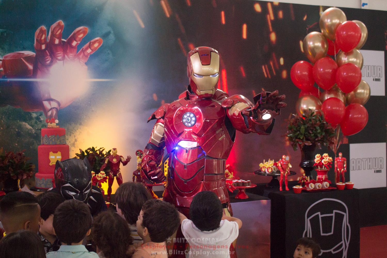 Pantera Homem de Ferro Personagem Vivo .