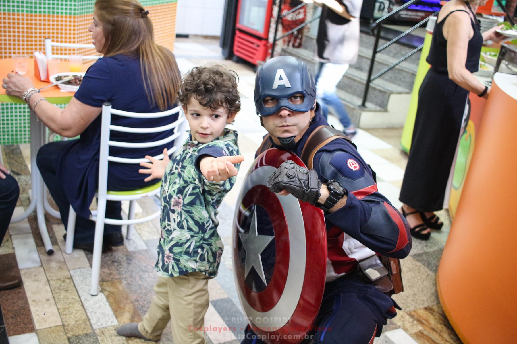 Capitão América Personagem Vivo Para Festas.
