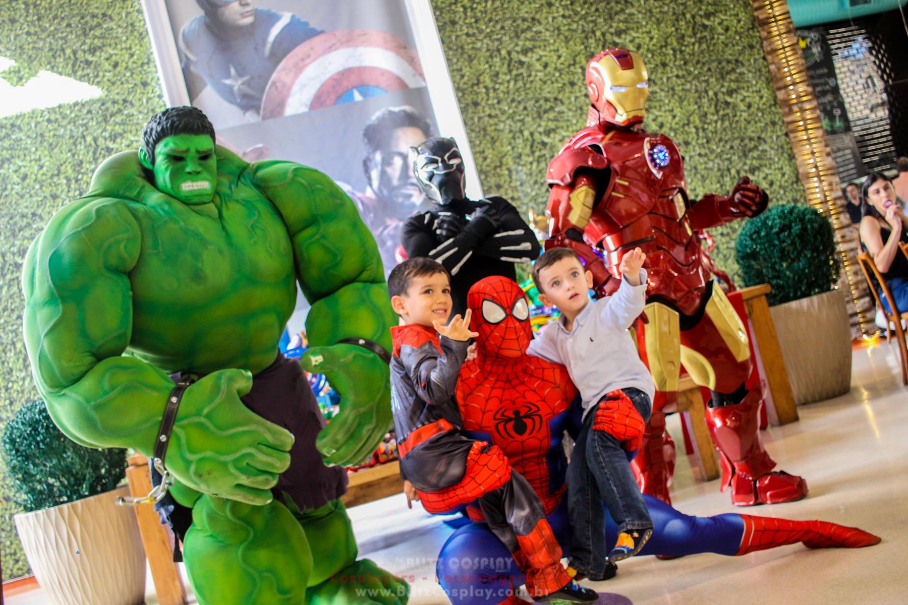 Os Vingadores Personagem Vivo Para Festas.