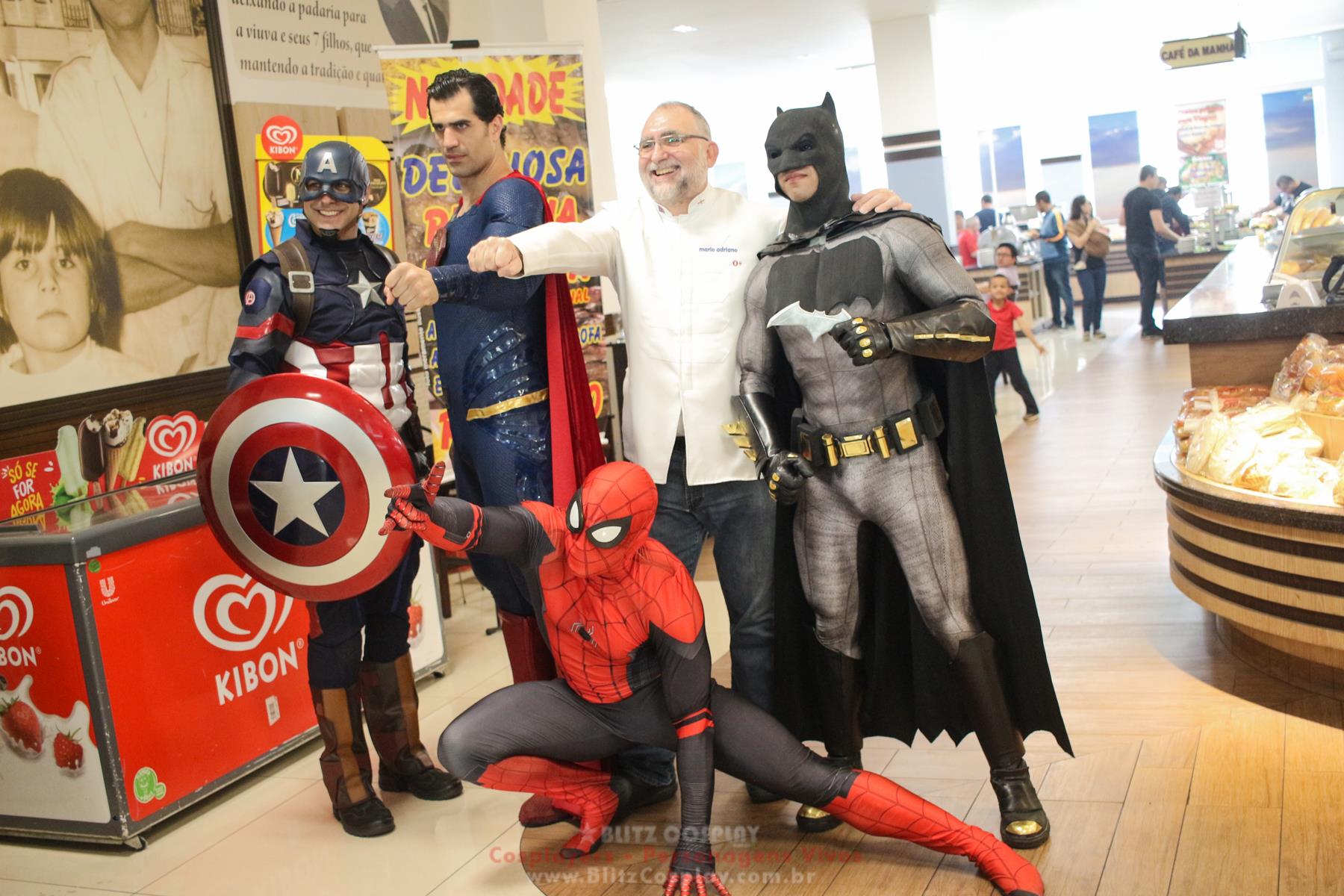 Heróis Personagens Vivos Para Eventos.