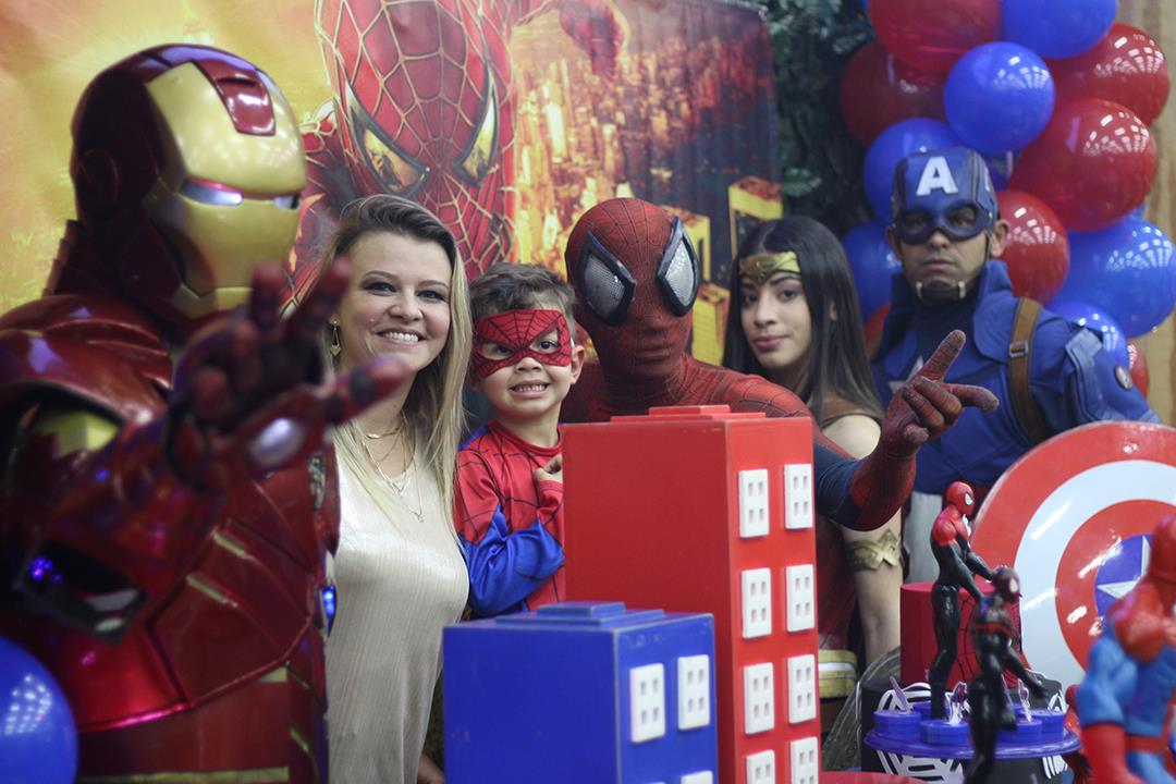 Os Vingadores Personagens vivos