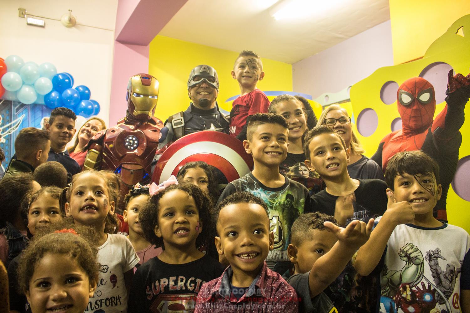 Os Vingadores Personagem Vivo Para Festas.