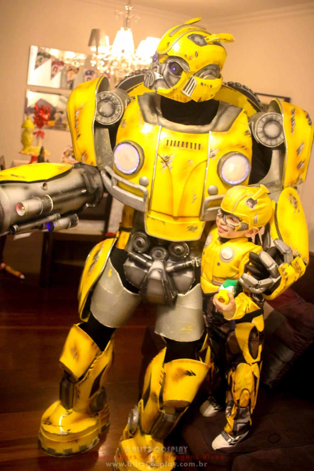 Bumblebee Personagem Vivo Para Festas.
