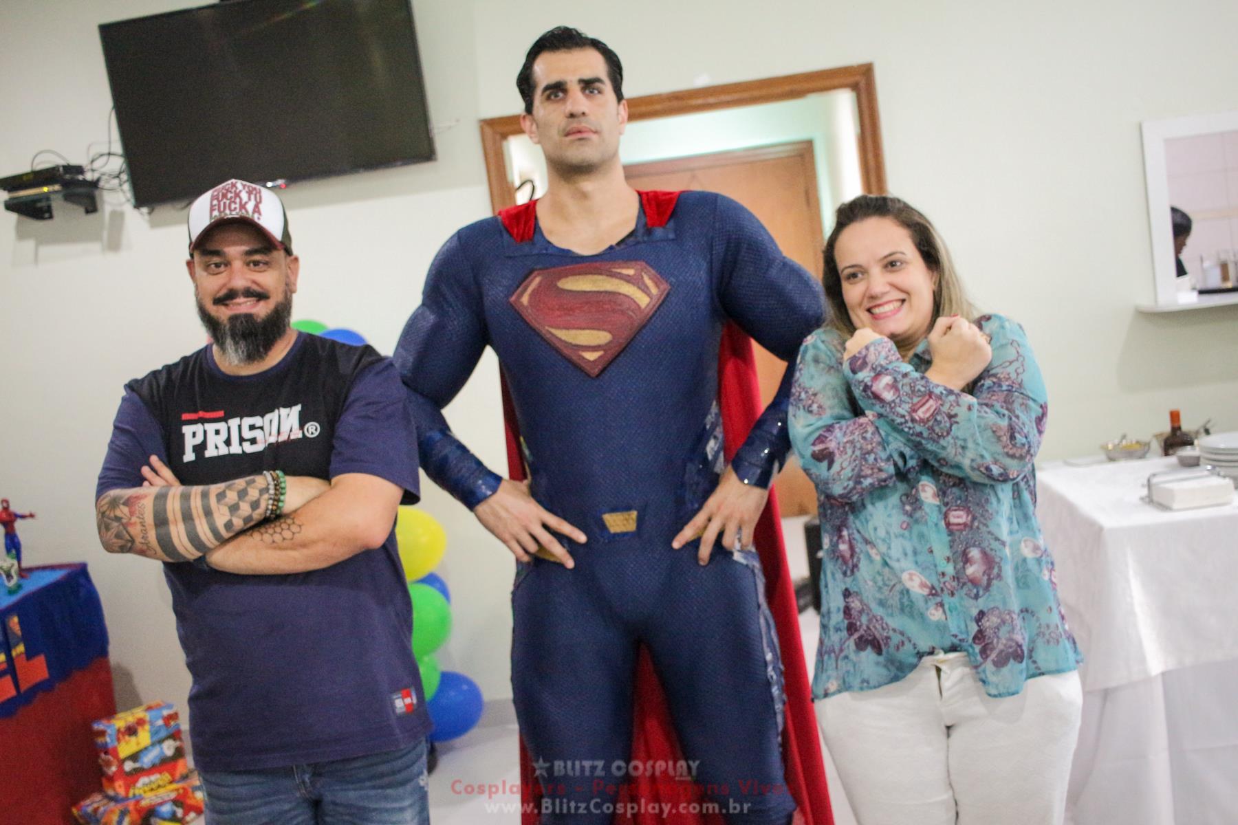 Super Homem Personagem Vivo Para Festas.