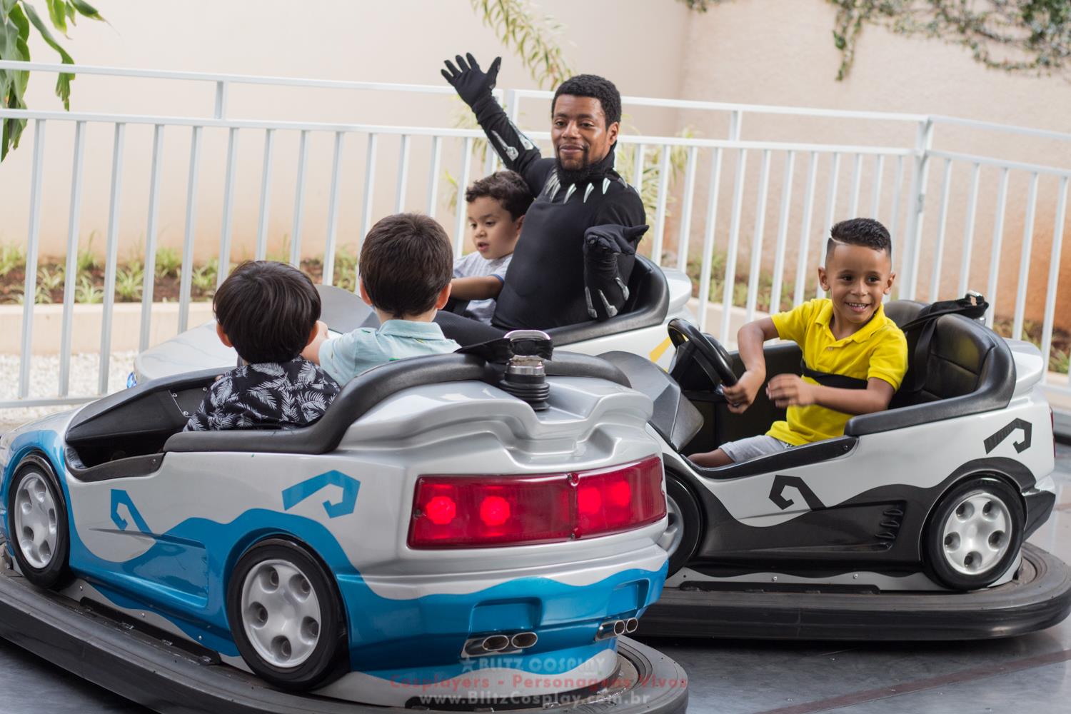 Pantera Homem de Ferro Personagem Vivo .