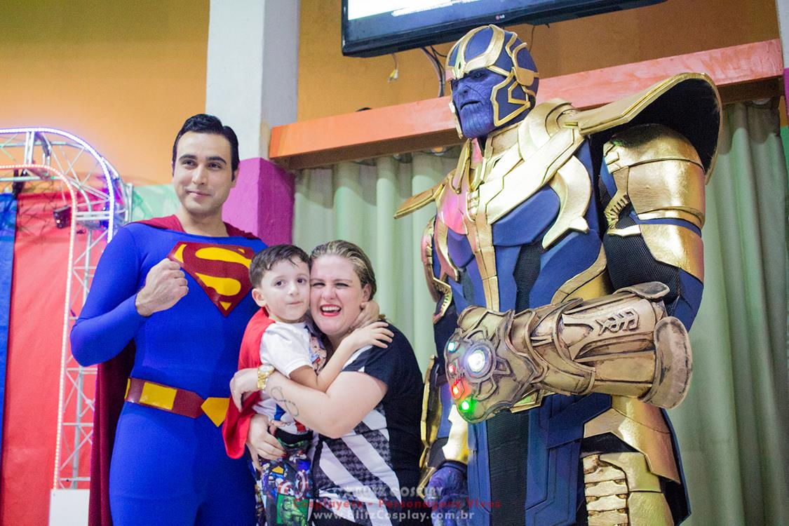 Thanos Personagem vivo para festa e eventos