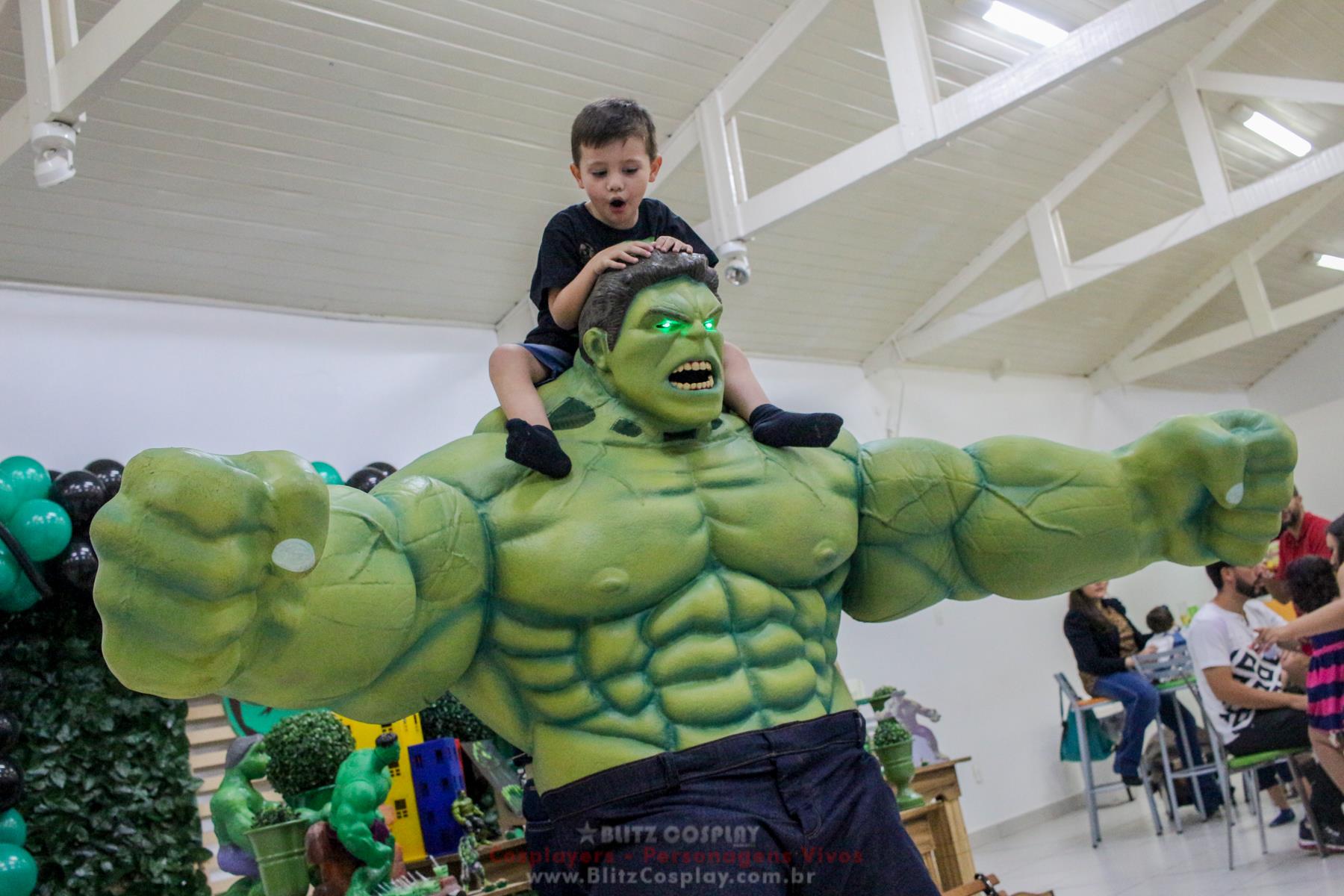 O Incrível Hulk Personagem Vivo Para Festas.
